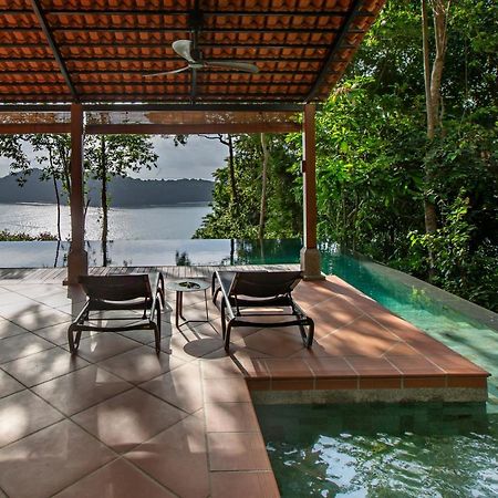Ambong Pool Villas - Private Pool Пантай-Сенанг Экстерьер фото